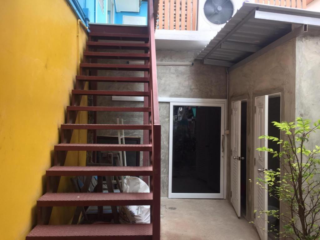 De Hostel Πράτσουατ Κίρι Χαν Εξωτερικό φωτογραφία