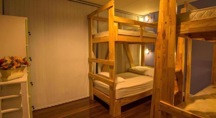 De Hostel Πράτσουατ Κίρι Χαν Εξωτερικό φωτογραφία